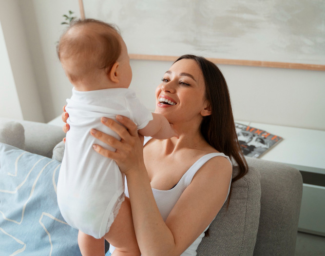 Contacto Visual Bebé / Hospital El Pilar