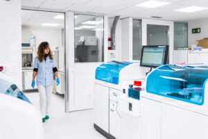 Laboratorio clínico en Hospital El Pilar